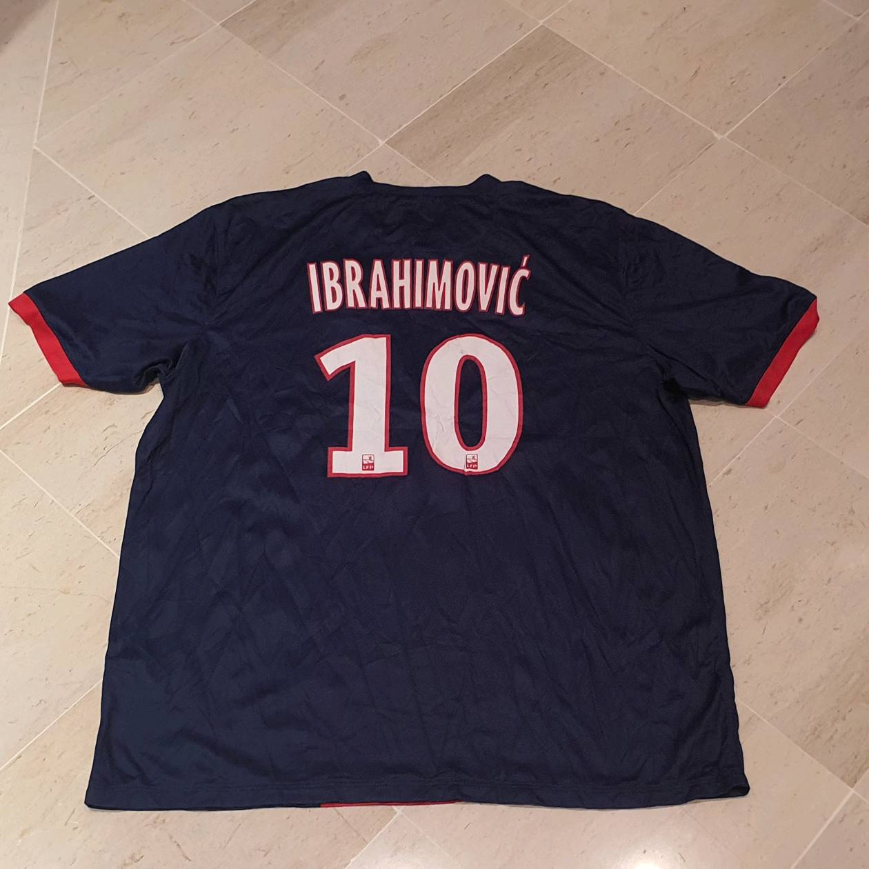 2013-14 PSG Home Shirt Ibrahimovic