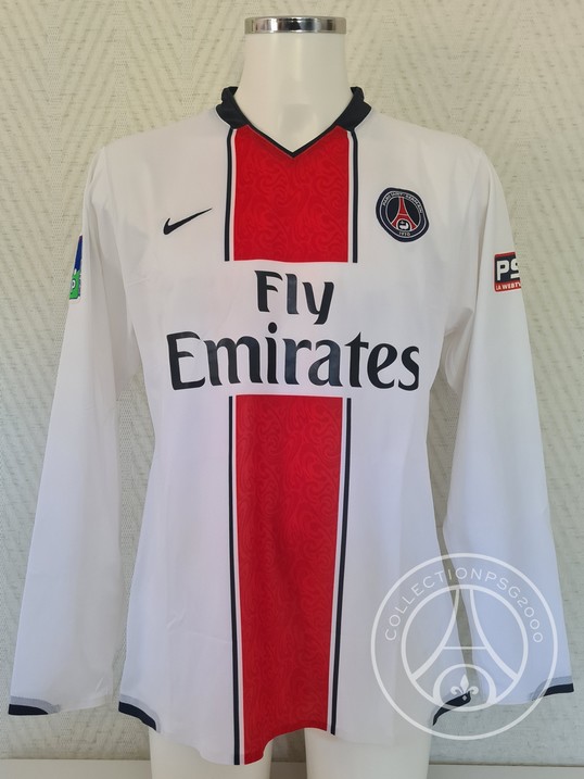 Maillot PSG porté par Digard