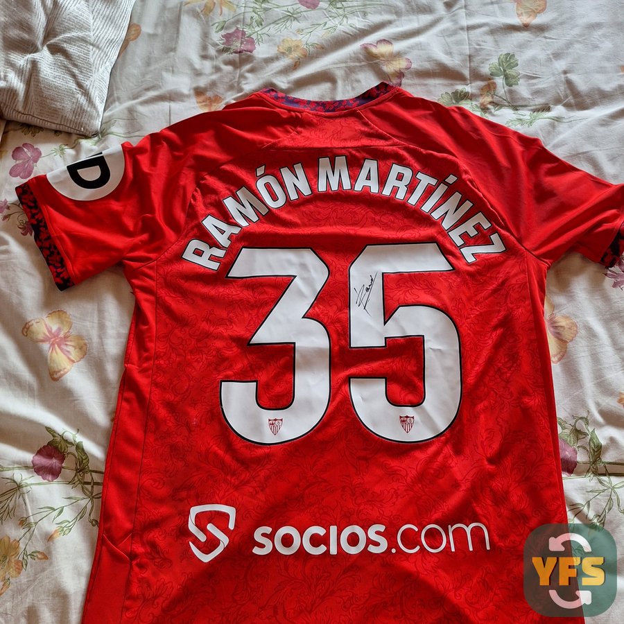 FC Séville Match Worn Castore - YourFootballShirt - Photo 2