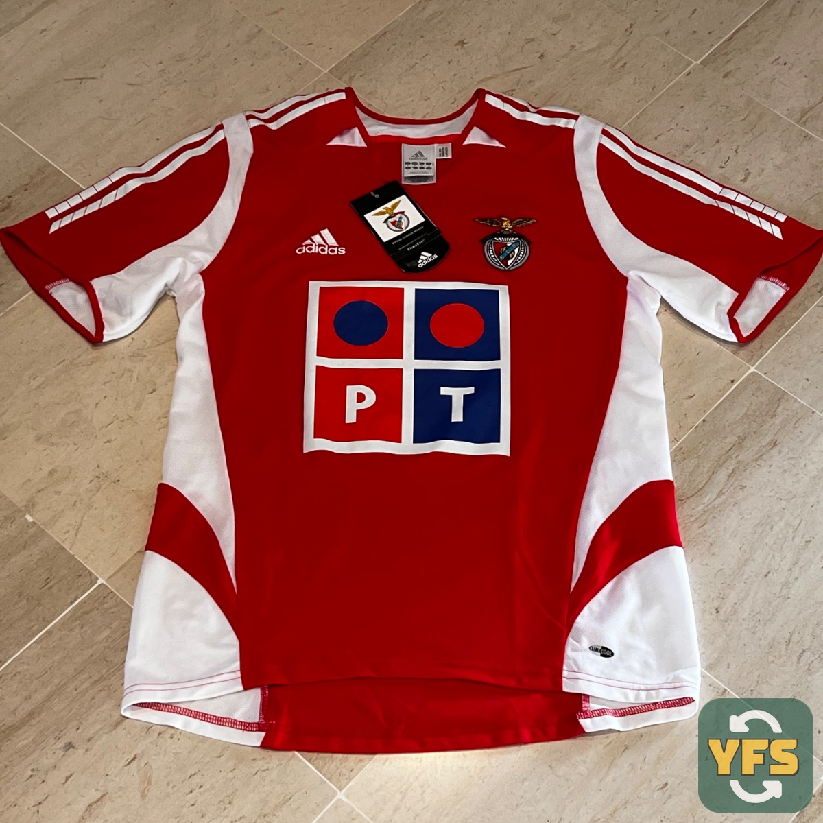 Rare BNWT 2005-06 Benfica Home shirt size medium