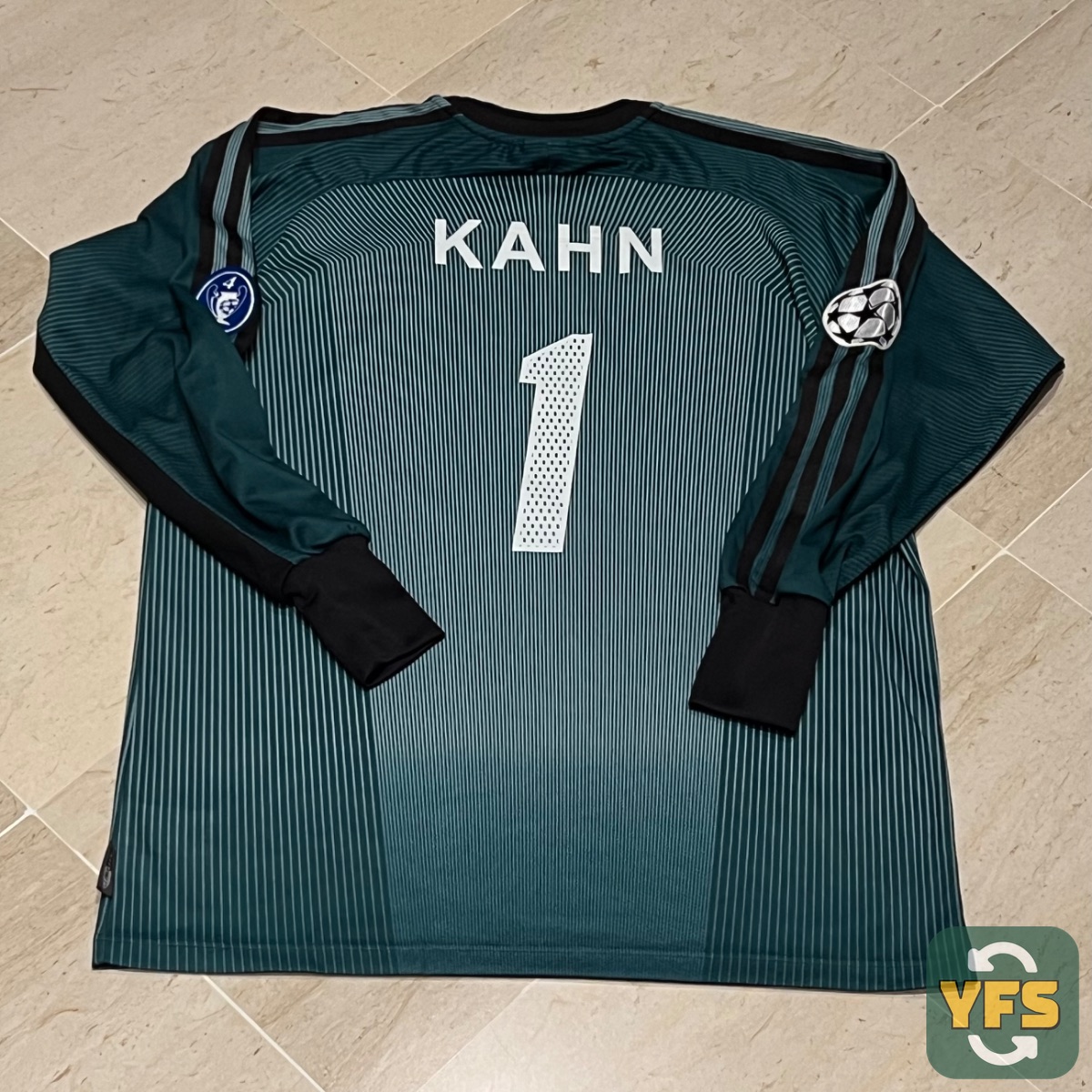 Kahn 2003-04 Bayern Munchen GK CL patch shirt