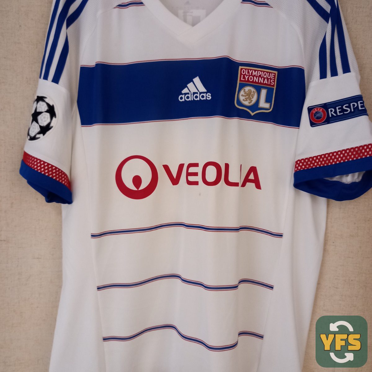 maillot Olympique Lyonnais 2015 préparé dédicace Valbuena