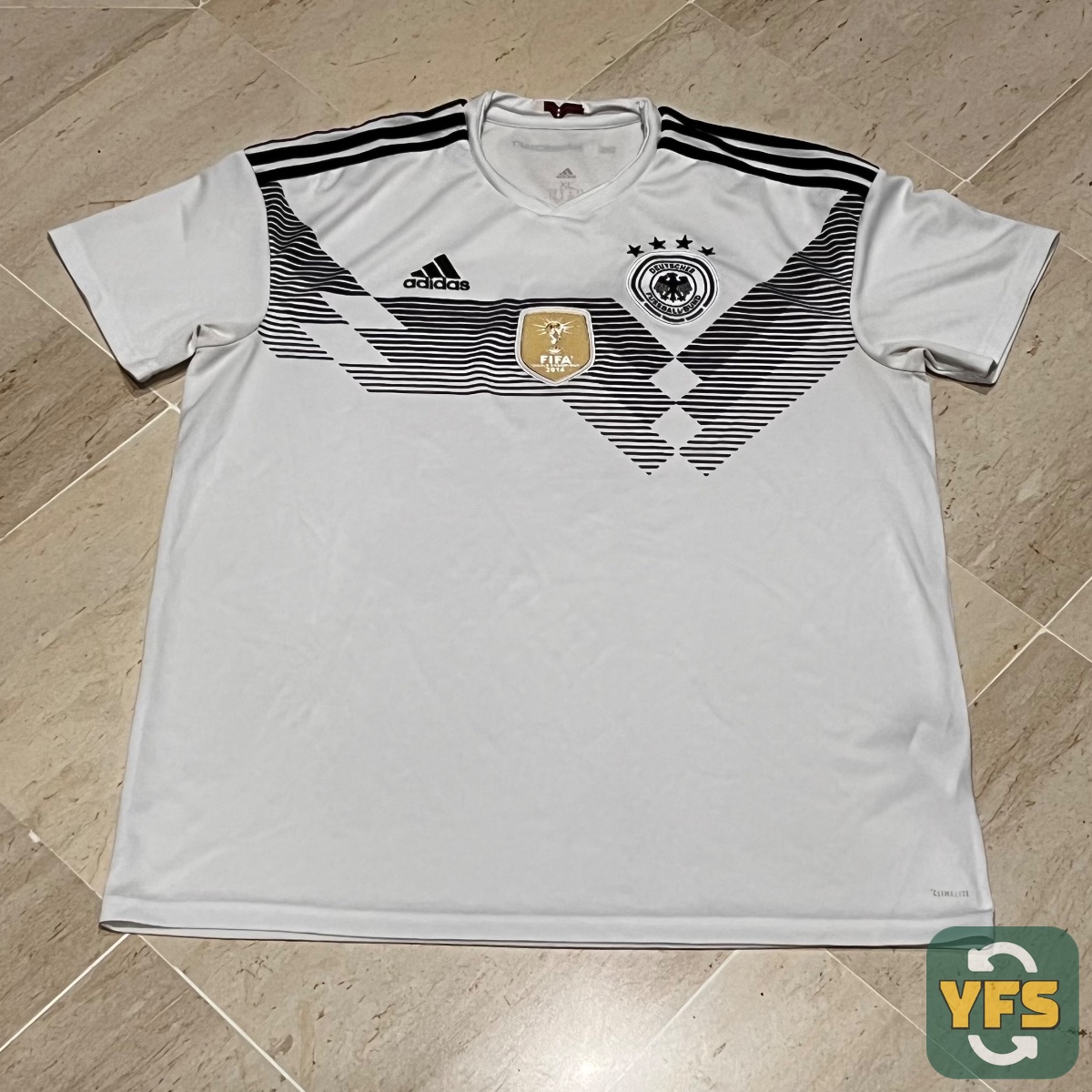2018-19 Germany Home Shirt mint condition size XL