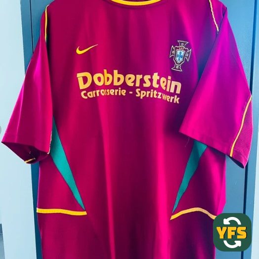Portugal 2002-2003 Home Store Version Nike - YourFootballShirt - Photo 1