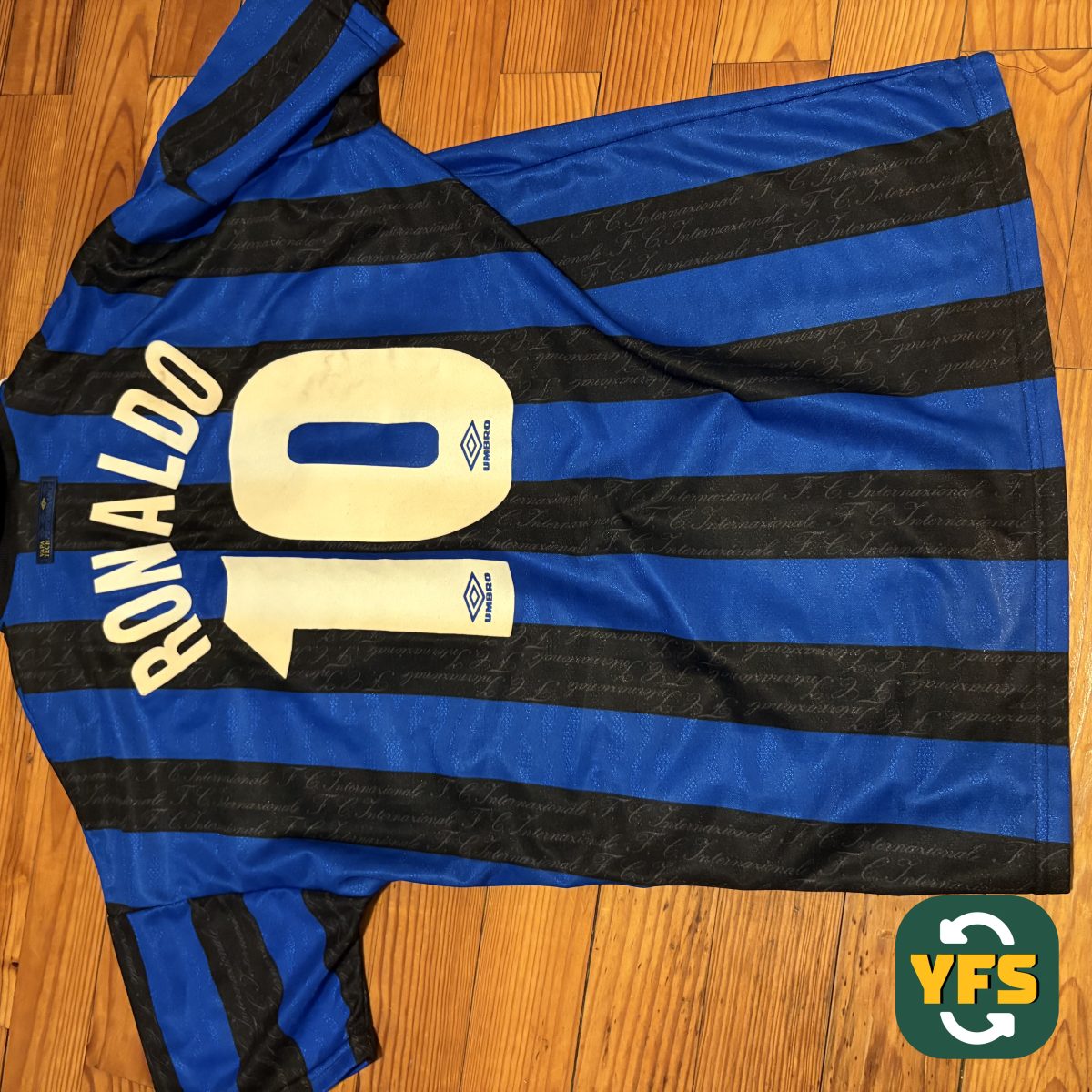 Inter Milan 1997-1998 Home Store Version Umbro - YourFootballShirt - Photo 1