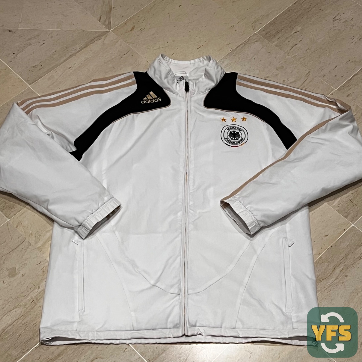 Germany 2008-2009 Training Store Version Adidas - YourFootballShirt - Photo 1