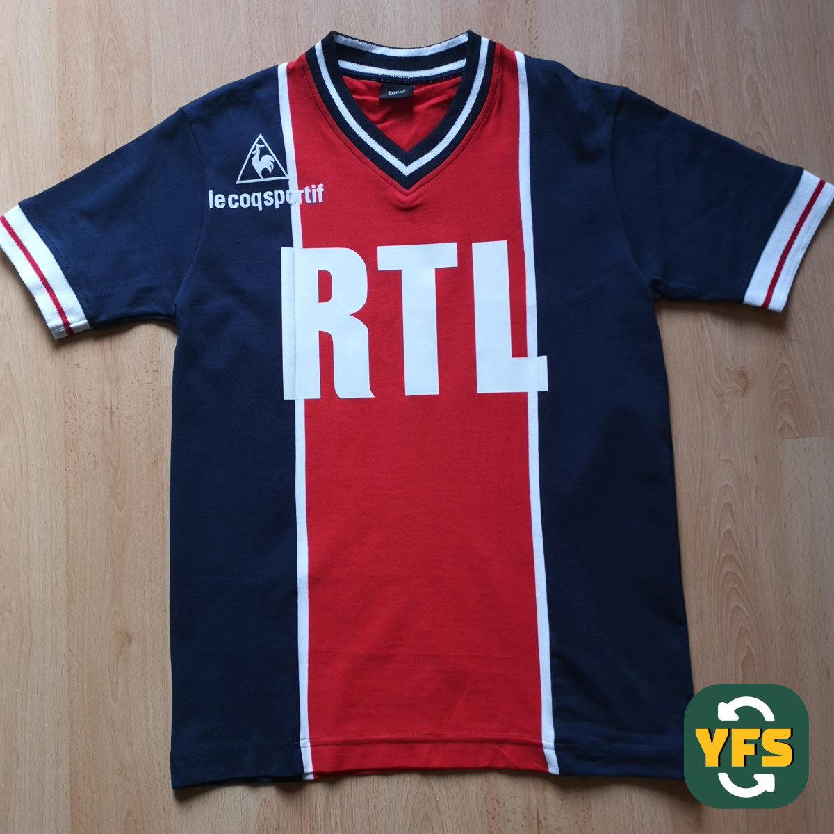 PSG 1978-1979 Home Le Coq Sportif - YourFootballShirt - Photo 1