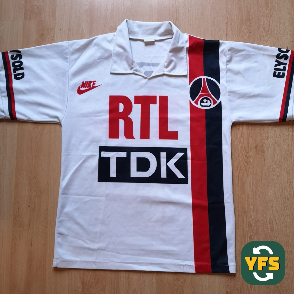 PSG 1989-1990 Home Store Version Nike - YourFootballShirt - Photo 1
