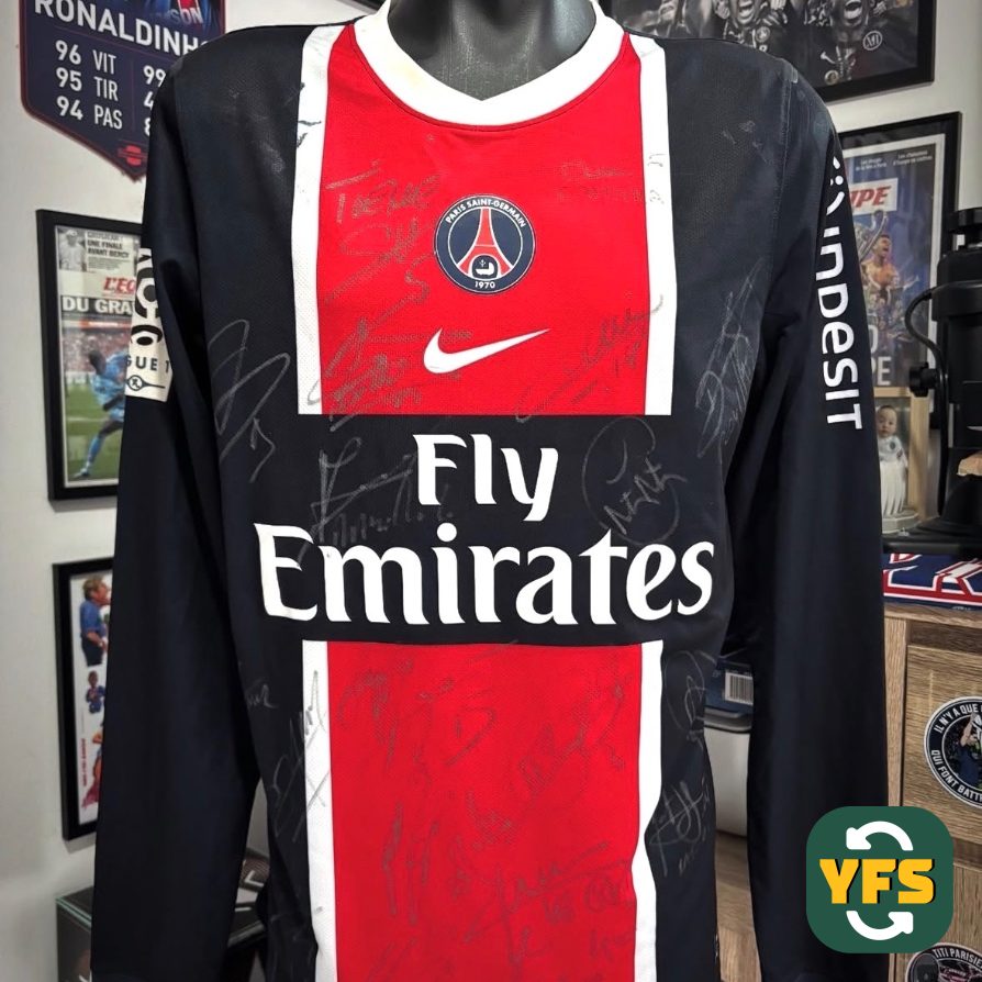PSG 2011-2012 Home Match Worn Nike - YourFootballShirt - Photo 1
