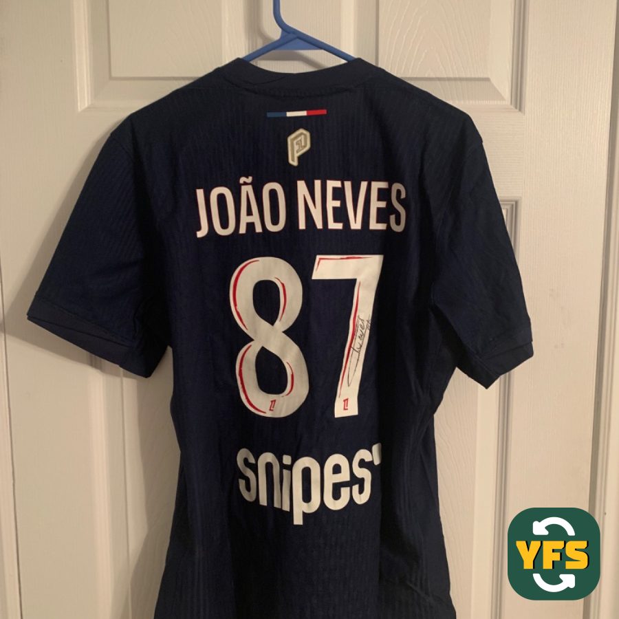 PSG 2024-2025 Home Store Version Nike NEVES - YourFootballShirt - Photo 1