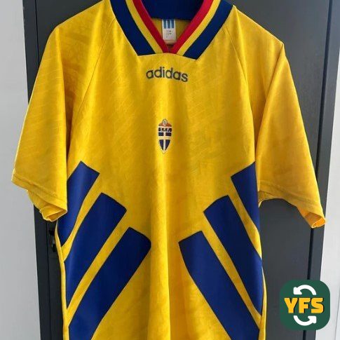 Sweden 1994-1995 Home Store Version Adidas - YourFootballShirt - Photo 1