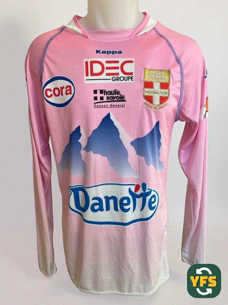 Evian Thonon-Gaillard FC 2010-2011 Home Sagbo #25