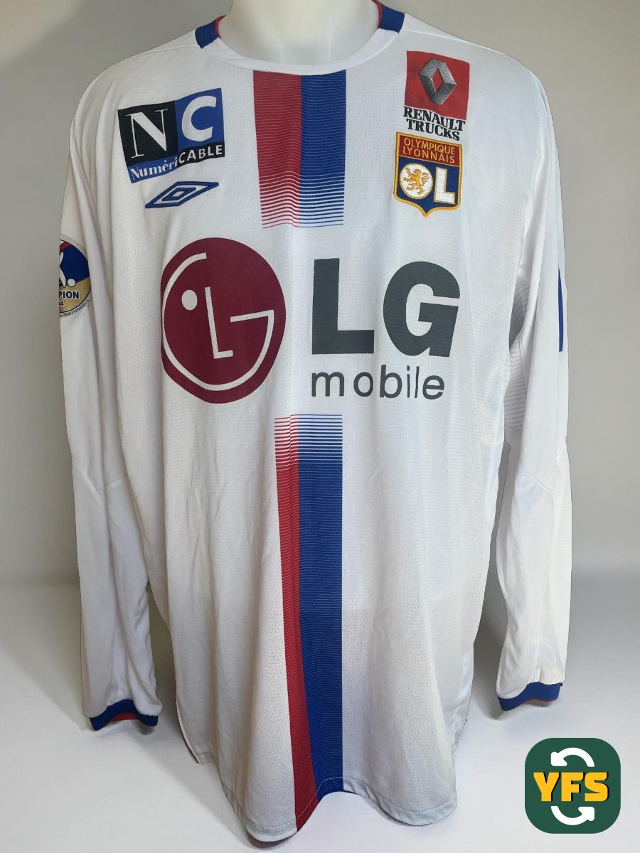 Olympique Lyonnais 2004-2005 Home Nilmar #11