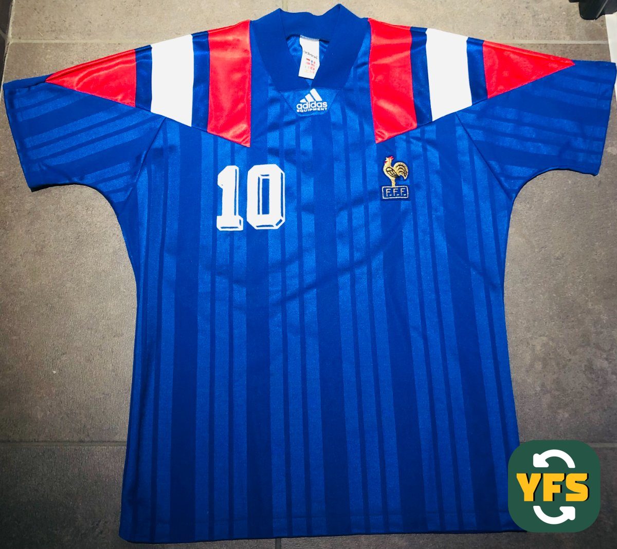 France 1991-1992 Home Store Version Adidas - YourFootballShirt - Photo 1