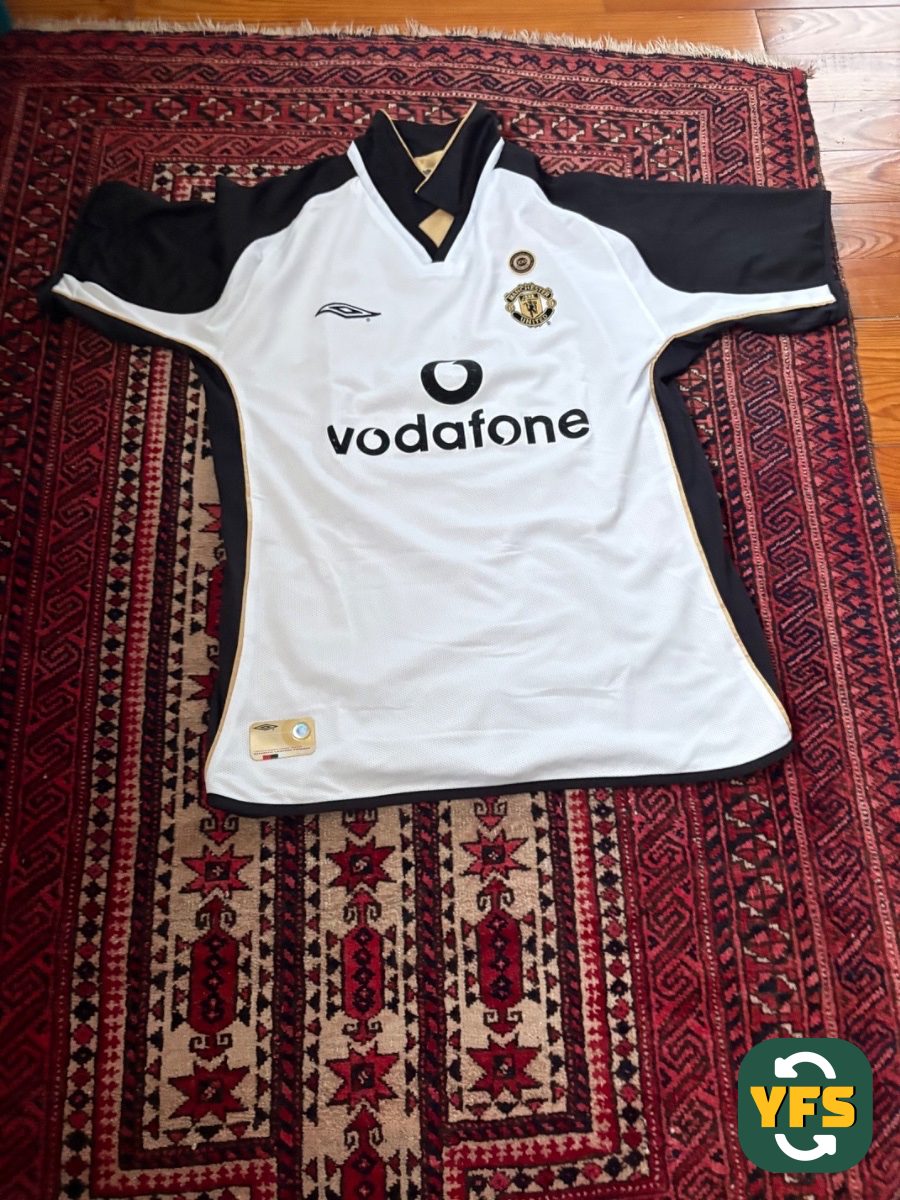 Manchester United 2001-2002 Third Store Version Nike - YourFootballShirt - Photo 1