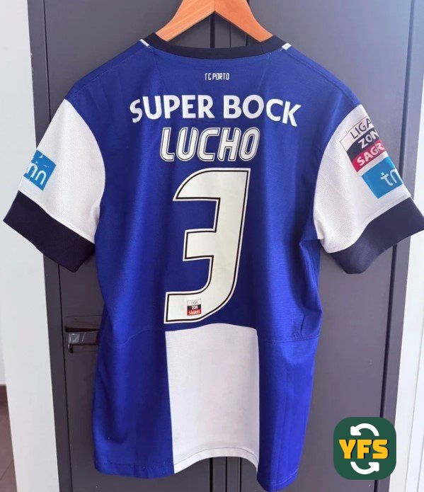 FC Porto 2012-2013 Home Store Version Nike - YourFootballShirt - Photo 1