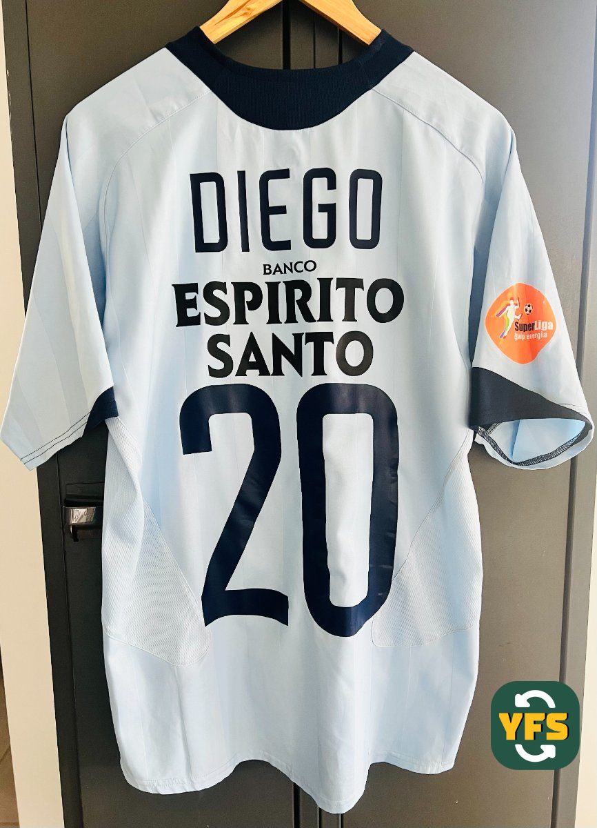 FC Porto 2005-2006 Away Store Version Nike - YourFootballShirt - Photo 1