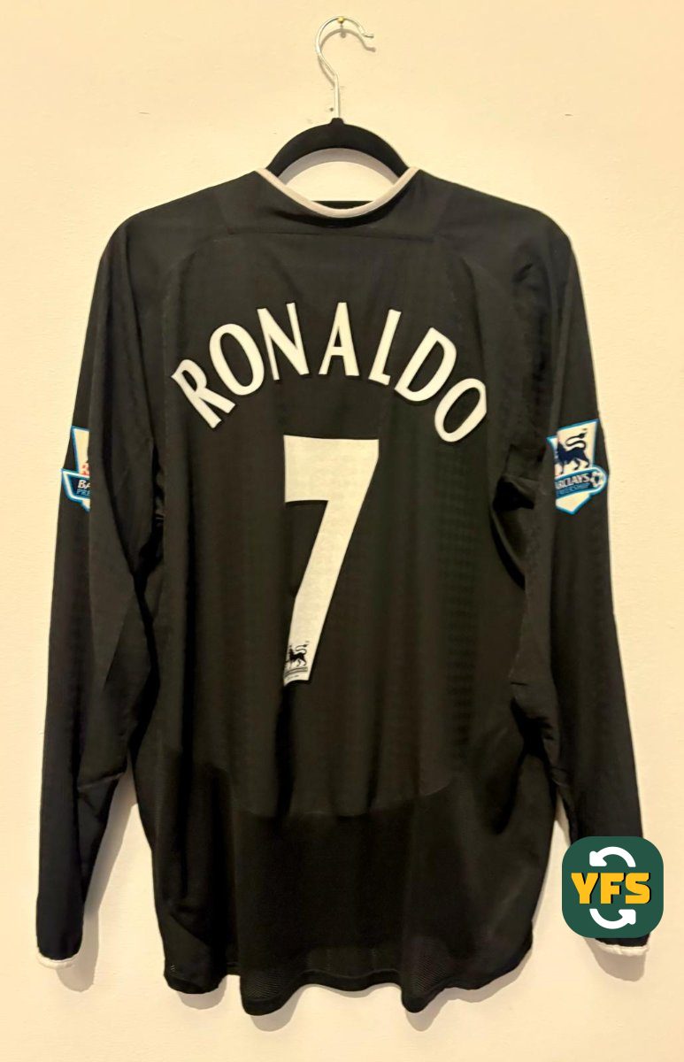 Manchester United 2004-2005 Away Store Version Nike - YourFootballShirt - Photo 1