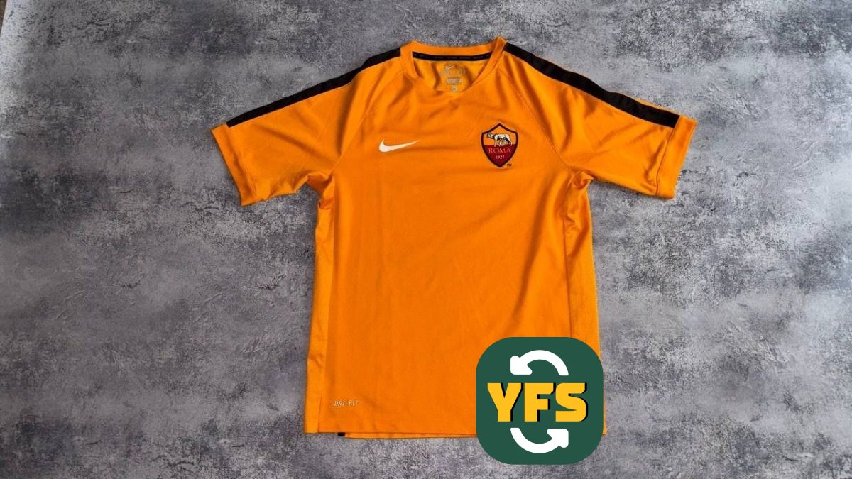 AS Roma 2017-2018 Training Store Version Nike - YourFootballShirt - Photo 1