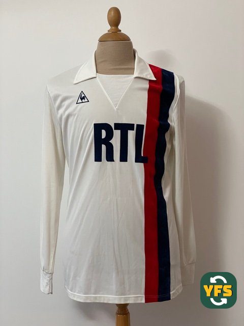 PSG 1982-1983 Home Issued Le Coq Sportif - YourFootballShirt - Photo 1