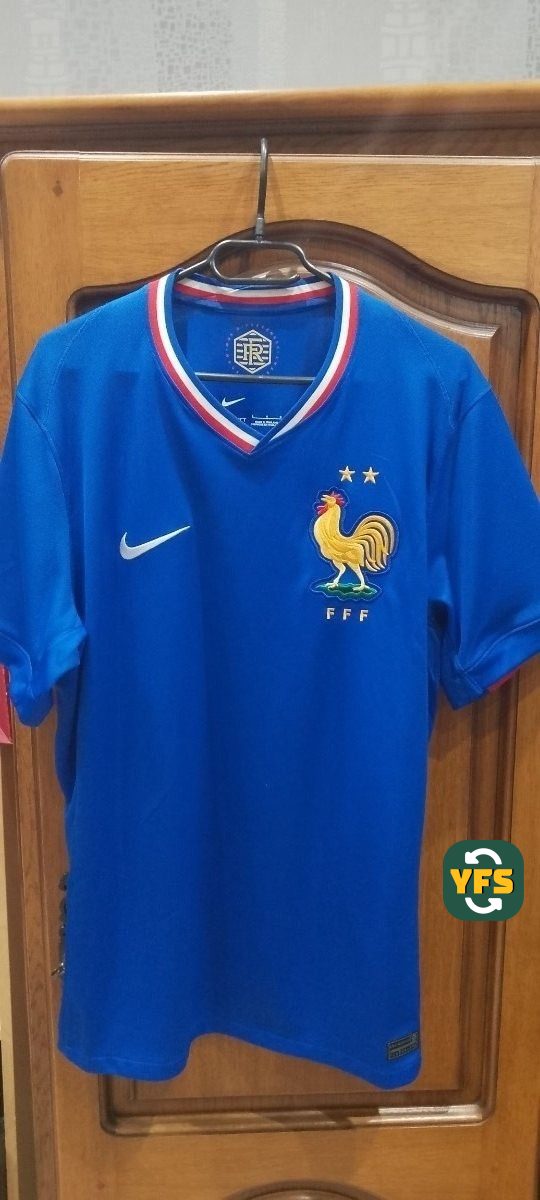 France 2024-2025 Home Store Version Nike - YourFootballShirt - Photo 1