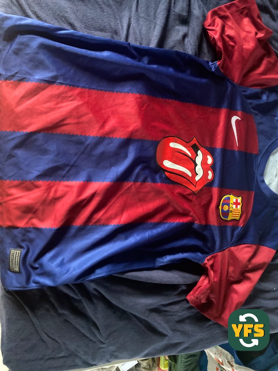 FC Barcelona 2024-2025 Home Store Version Nike - YourFootballShirt - Photo 1