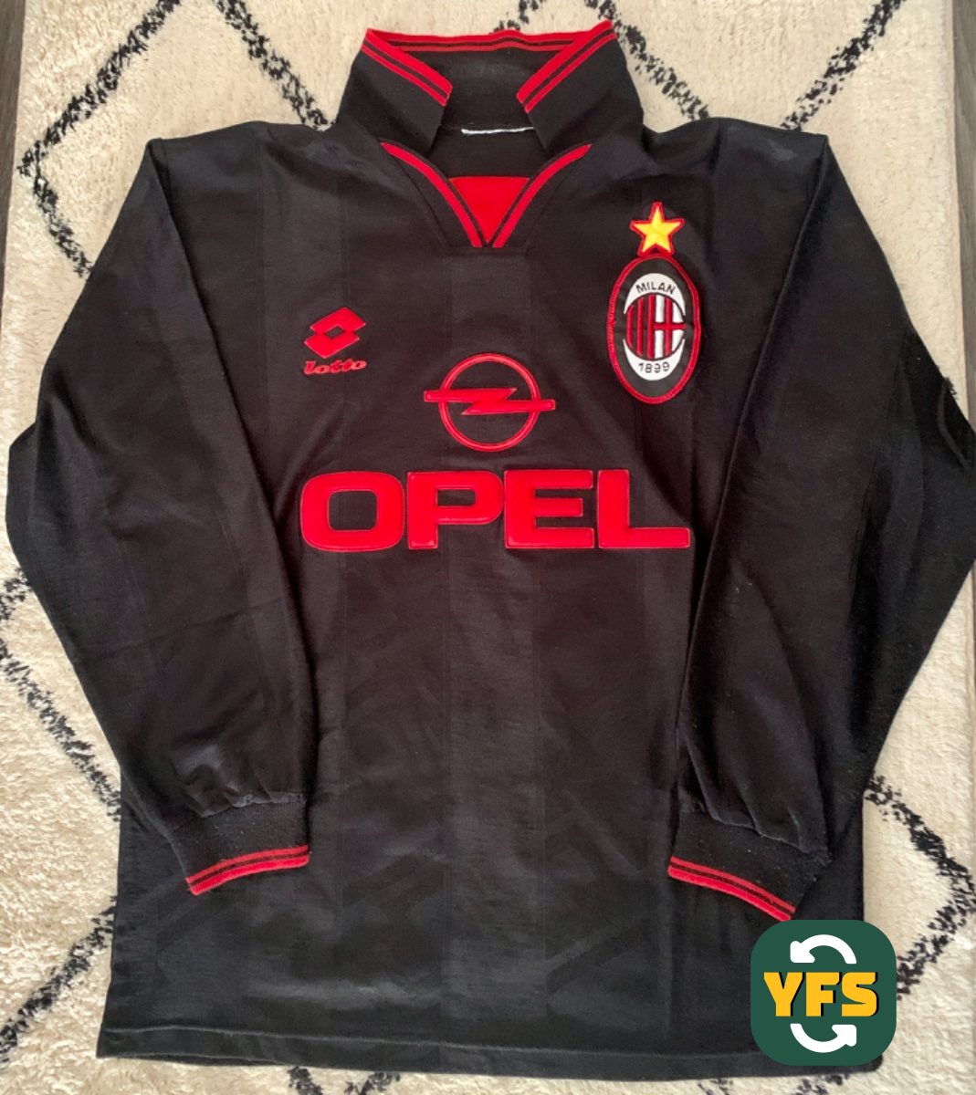 Milan AC 1996-1997 Third Store Version Lotto - YourFootballShirt - Photo 1
