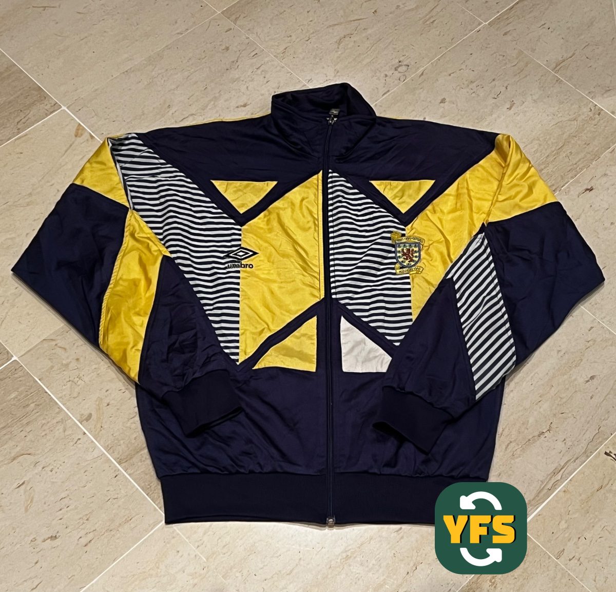 Scotland 1990-1991 Training Pro Version Umbro - YourFootballShirt - Photo 1