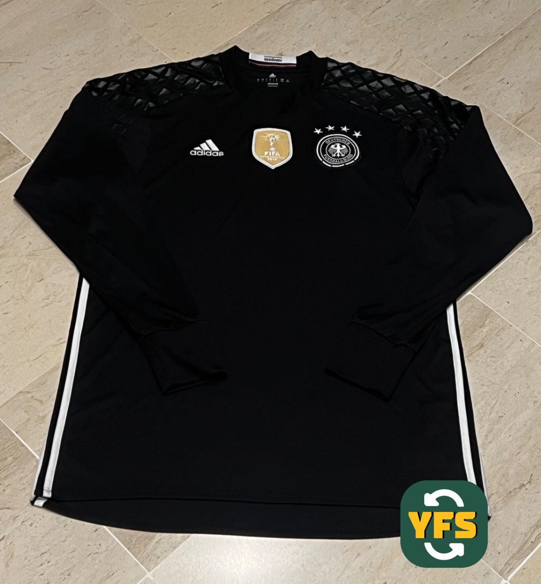Germany 2016-2017 Goalkeeper Store Version Adidas - YourFootballShirt - Photo 1