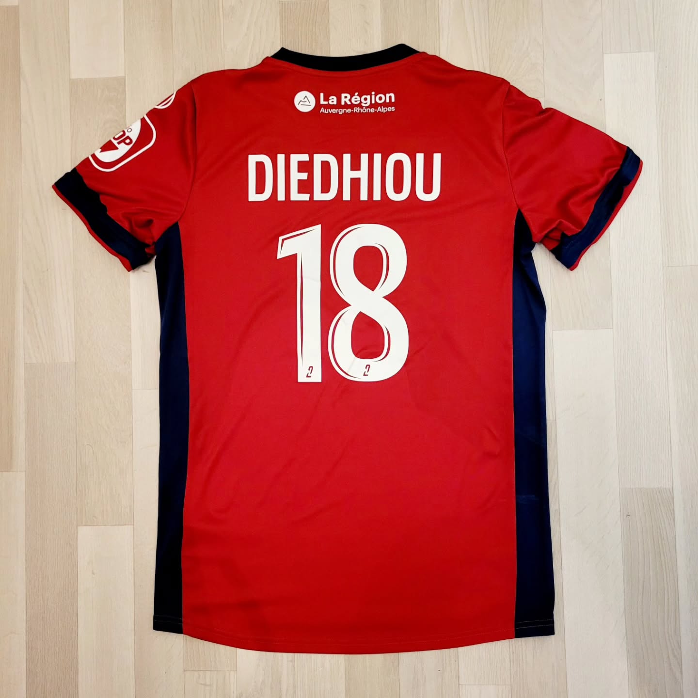 Clermont Foot 2024-2025 Home Issued Uhlsport - YourFootballShirt - Photo 1