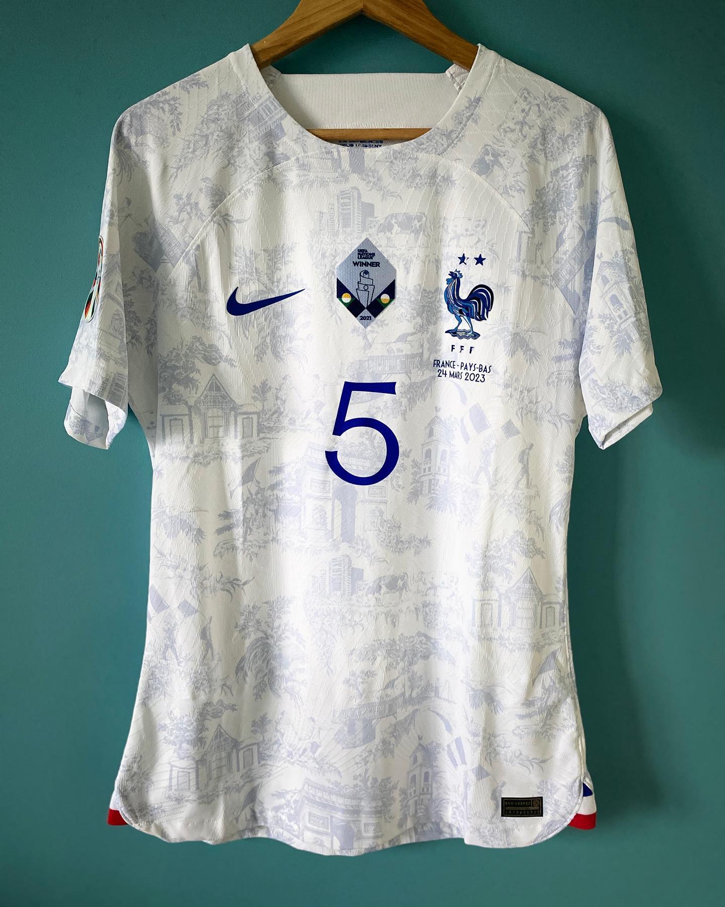 France 2022-2023 Away Match Worn Nike - YourFootballShirt - Photo 1