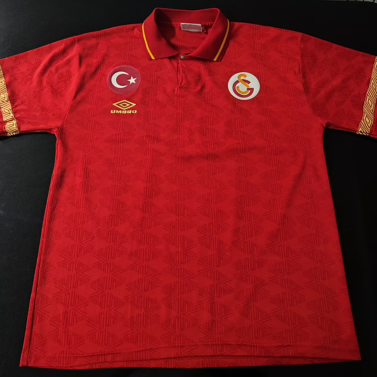Galatasaray SK 1993-1994 Away Match Worn Umbro - YourFootballShirt - Photo 1