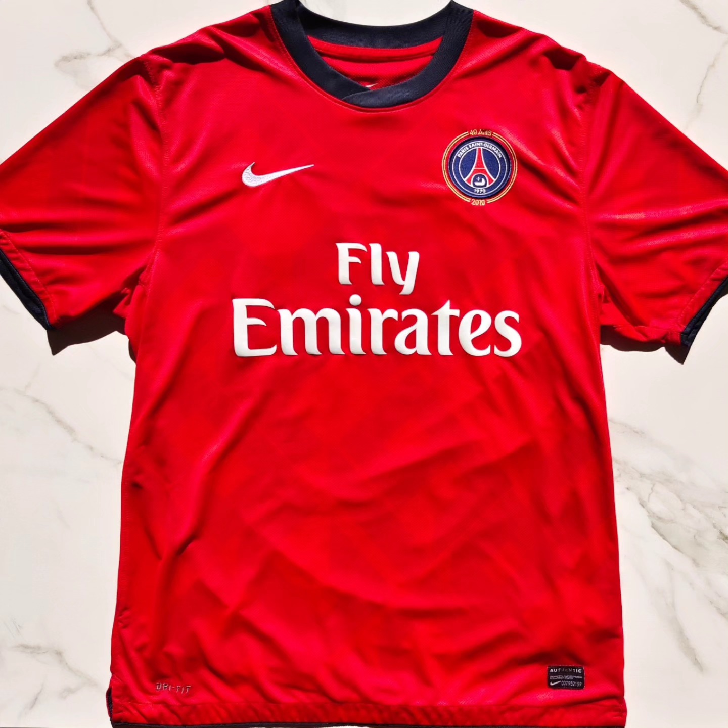 PSG 2010-2011 Home Store Version Nike - YourFootballShirt - Photo 1