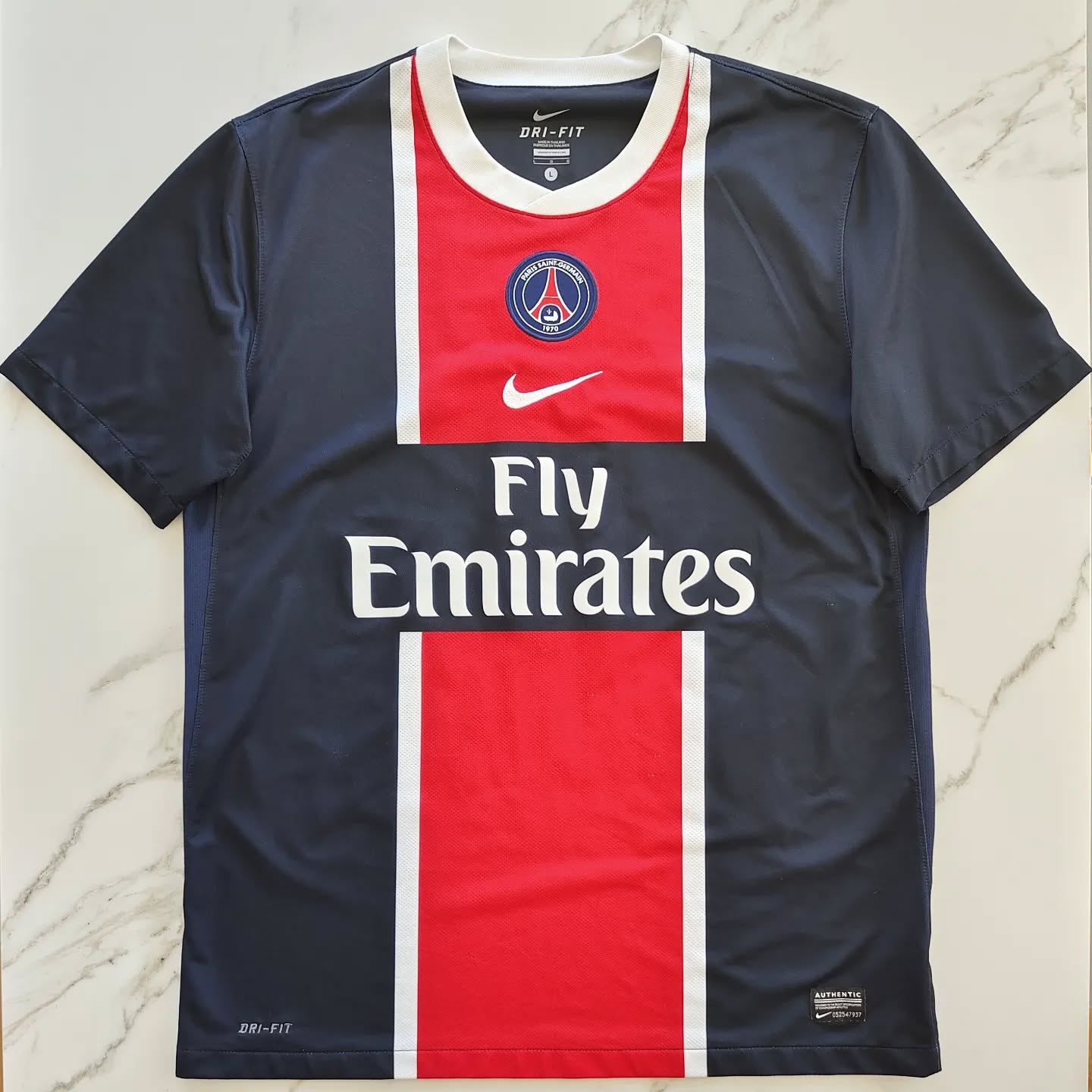 PSG 2011-2012 Home Store Version Nike - YourFootballShirt
