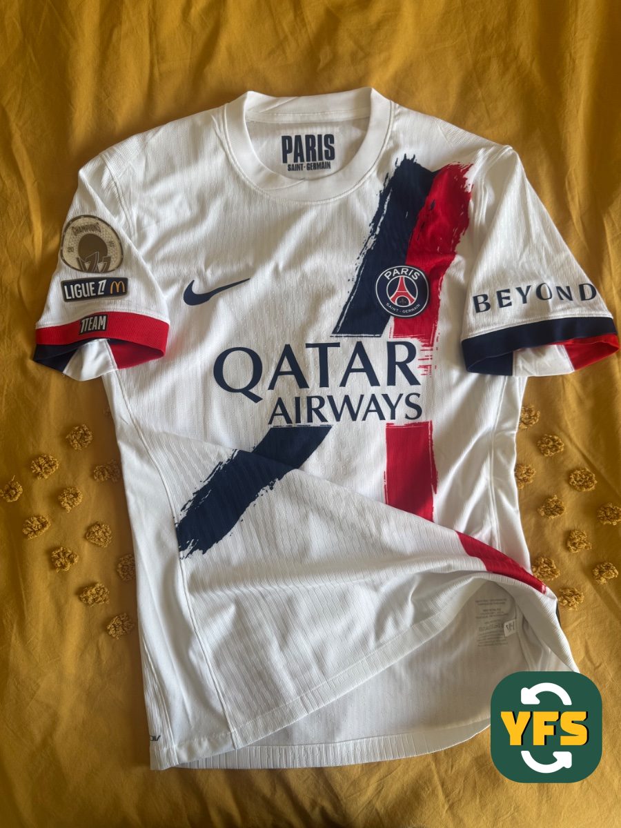 PSG 2025-2026 Away Issued Nike - YourFootballShirt - Photo 1