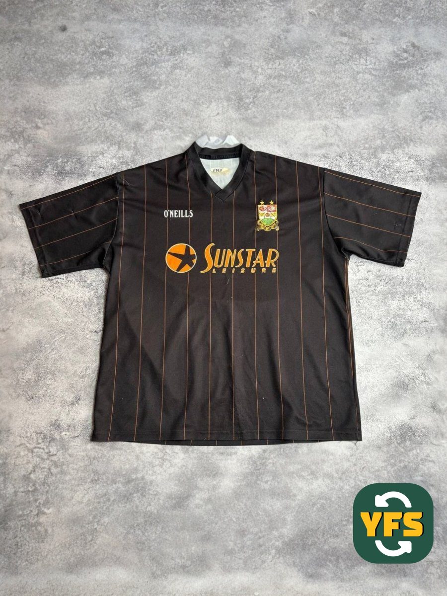 Barnet FC 2005-2006 Home Store Version Oneills - YourFootballShirt - Photo 1