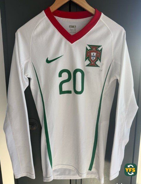 Portugal 2008-2009 Away #20
