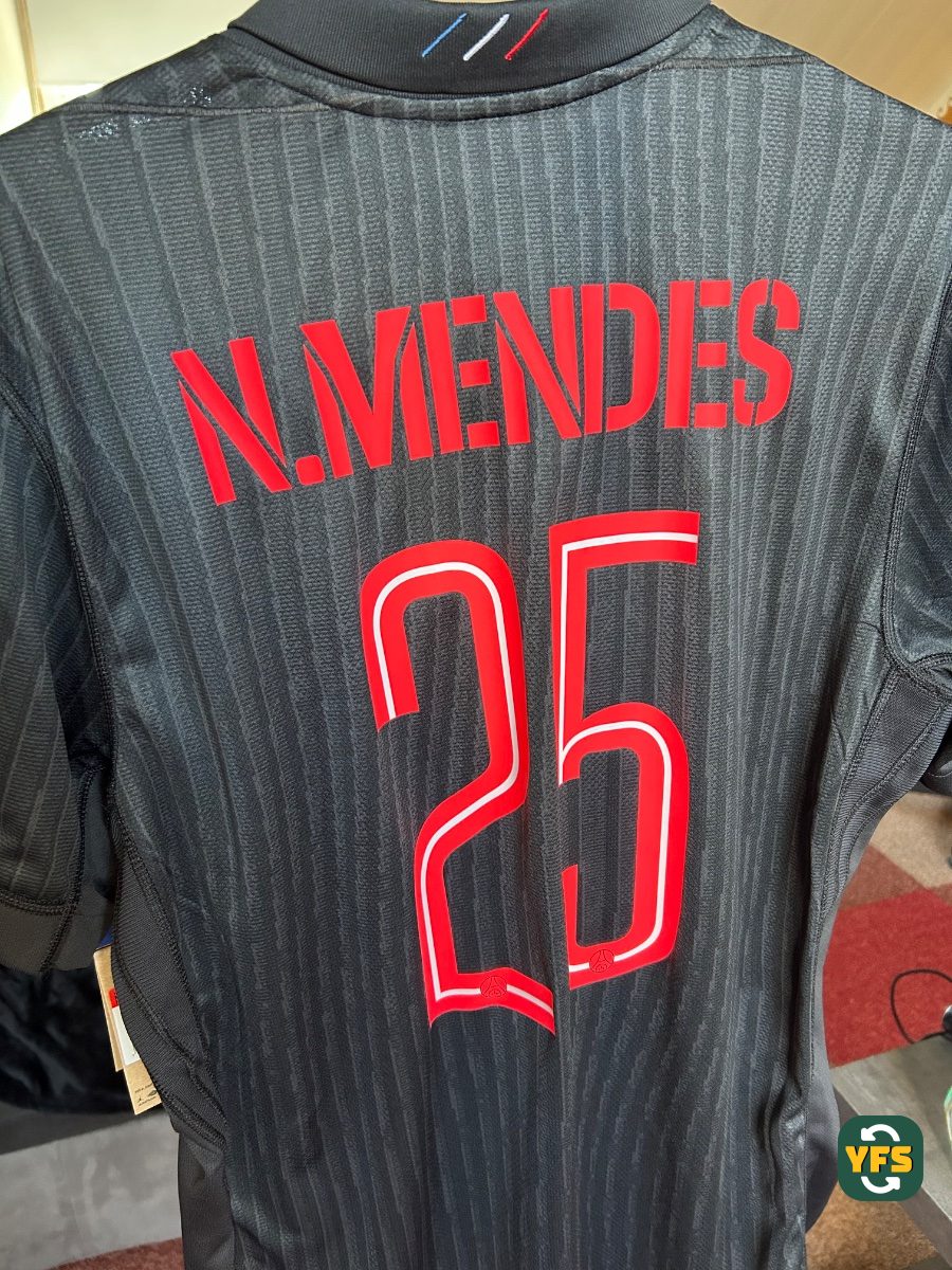 PSG 2025-2026 Third Store Version Jordan - YourFootballShirt - Photo 1