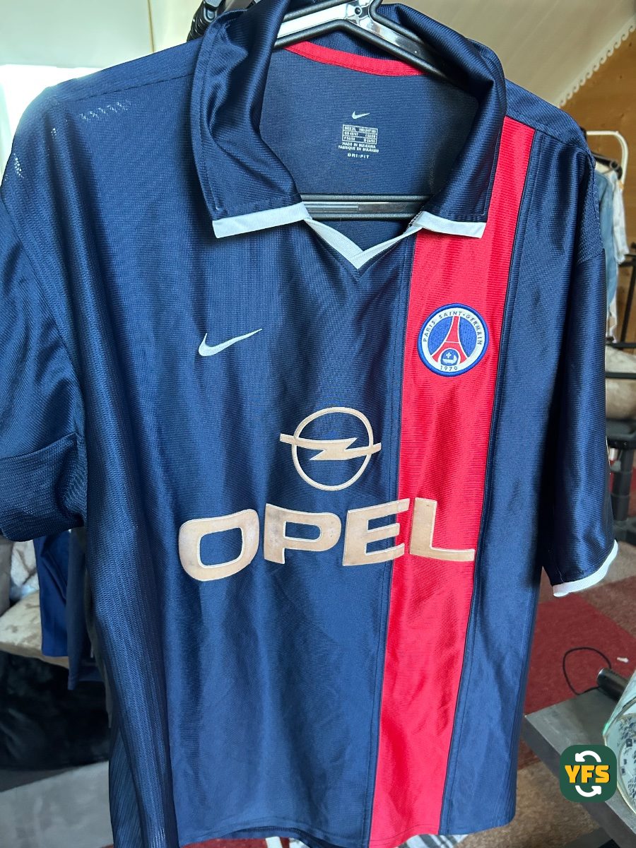 PSG 2001-2002 Home Store Version Nike - YourFootballShirt - Photo 1