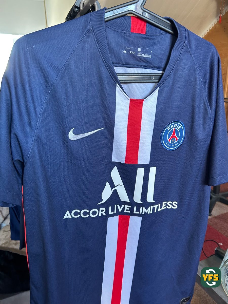 PSG 2019-2020 Home Store Version Nike - YourFootballShirt - Photo 1