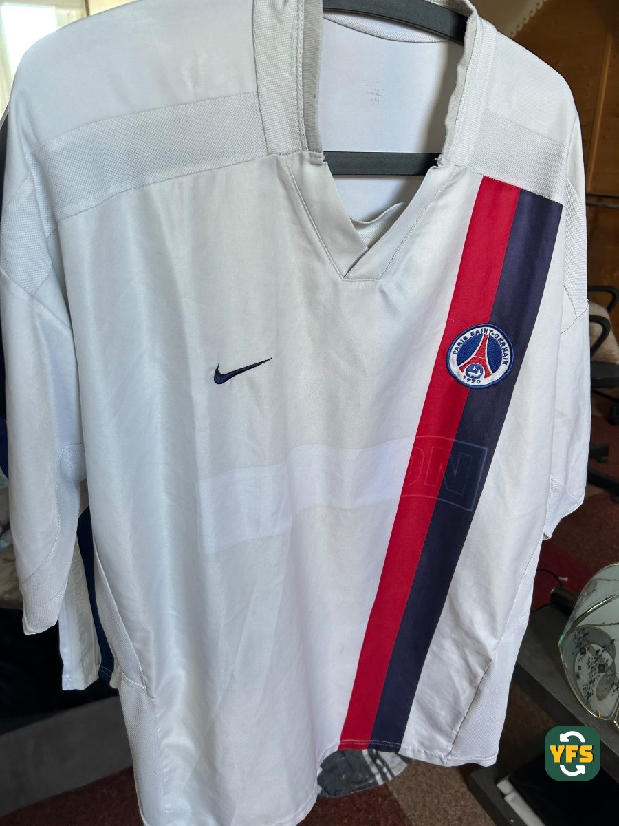 PSG 2002-2003 Away Store Version Nike - YourFootballShirt - Photo 1