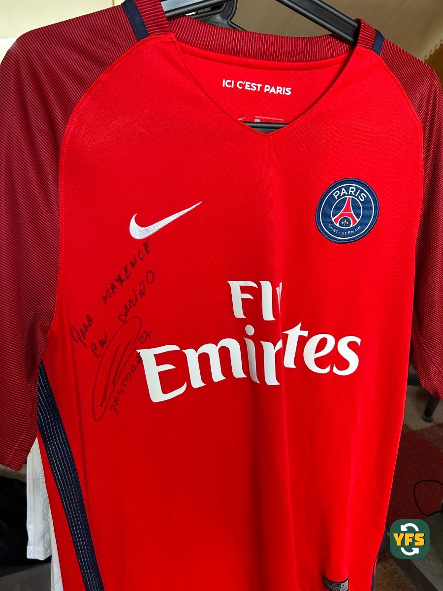 PSG 2016-2017 Away Store Version Nike - YourFootballShirt - Photo 1