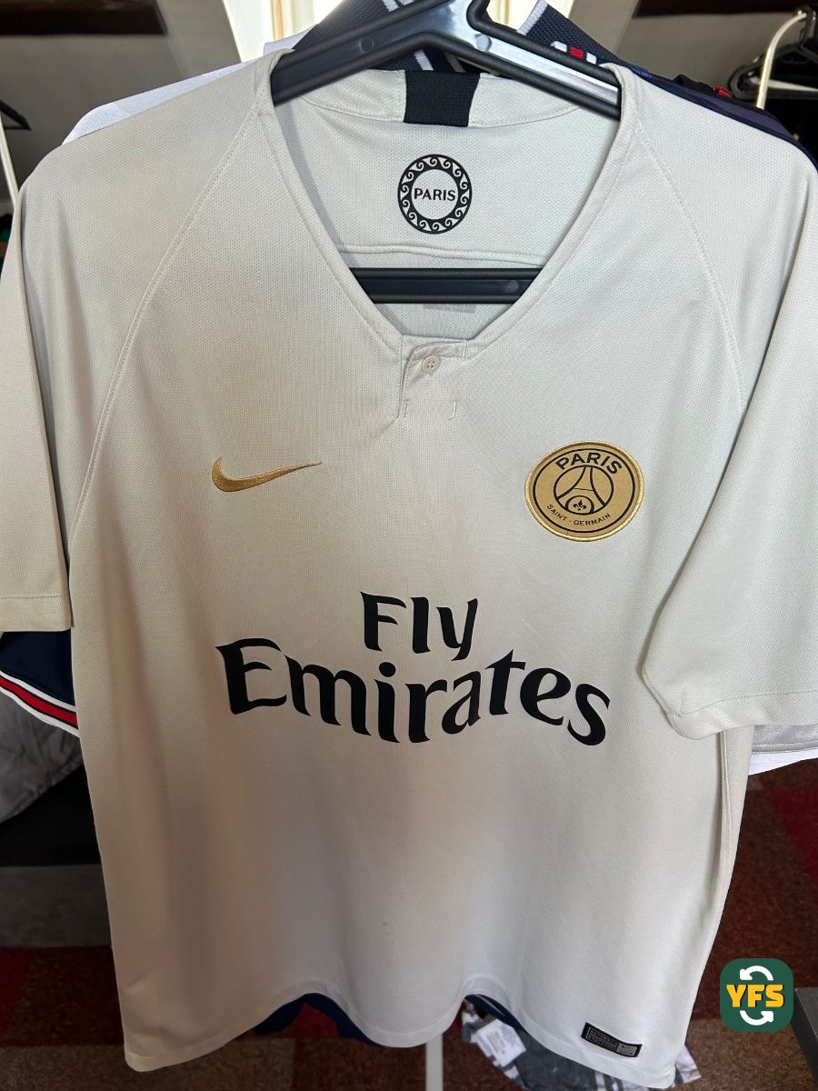 PSG 2018-2019 Away Store Version Nike - YourFootballShirt - Photo 1