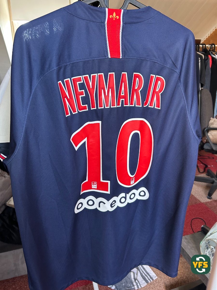 PSG 2018-2019 Home Store Version Nike - YourFootballShirt - Photo 1