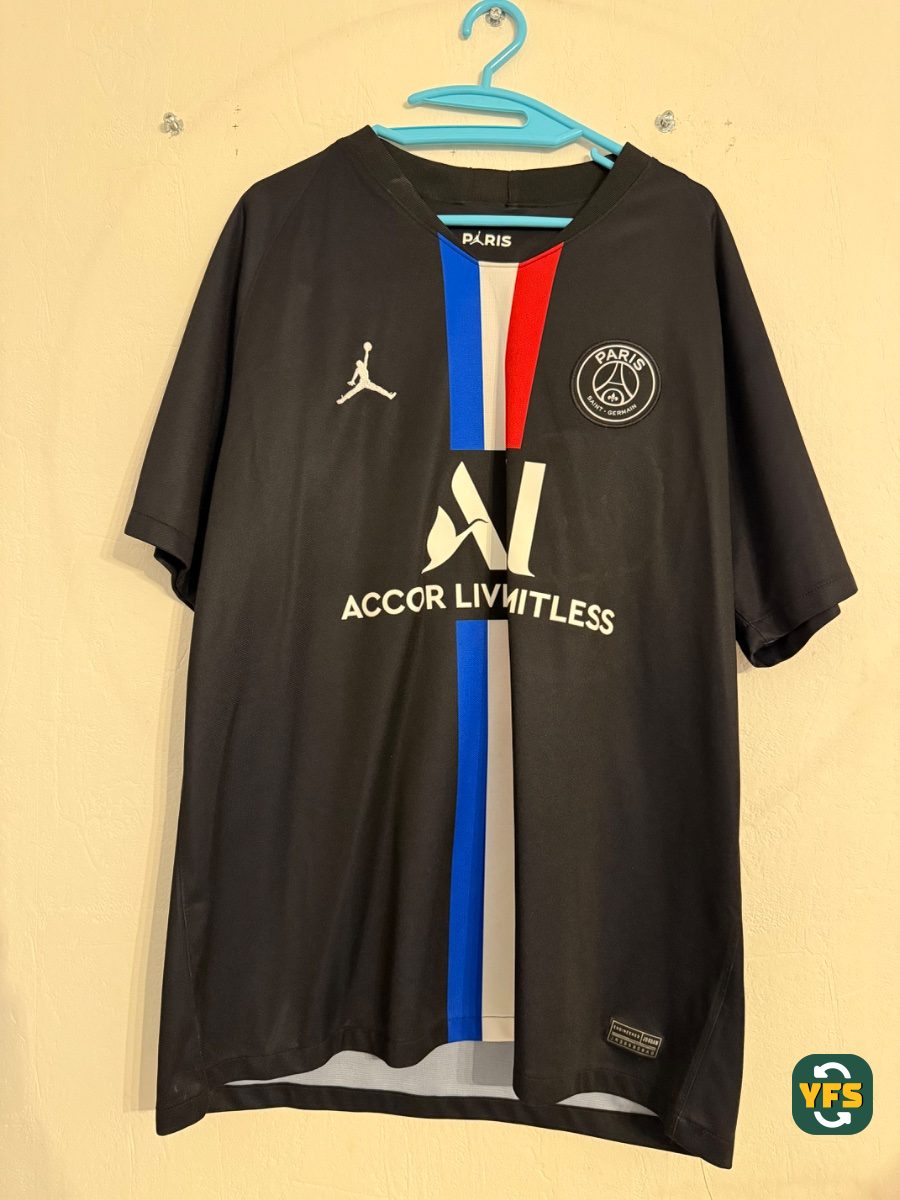 PSG 2019-2020 Fourth Store Version Jordan - YourFootballShirt - Photo 1