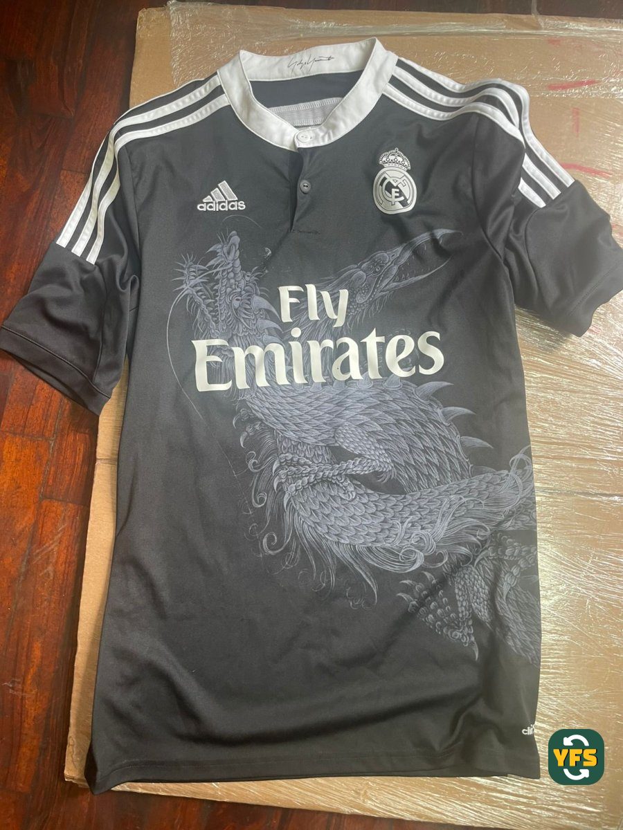 Real Madrid 2014-2015 Store Version Adidas - YourFootballShirt - Photo 1