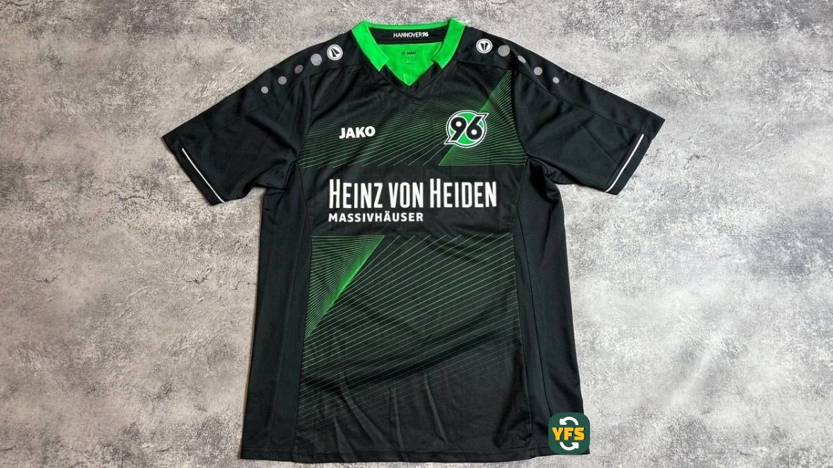 Hannover 96 2015-2016 Home Store Version Jako - YourFootballShirt - Photo 1