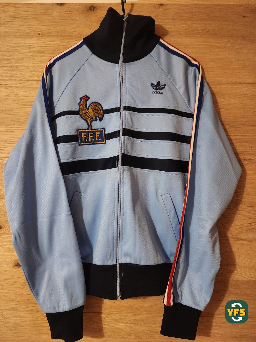France 1982-1983 Training Issued Adidas original - YourFootballShirt - Photo 1