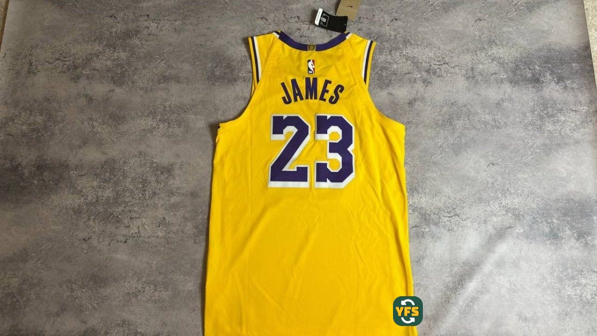 Los Angeles Lakers 2021-2022 Home Pro Version Nike - YourFootballShirt - Photo 1