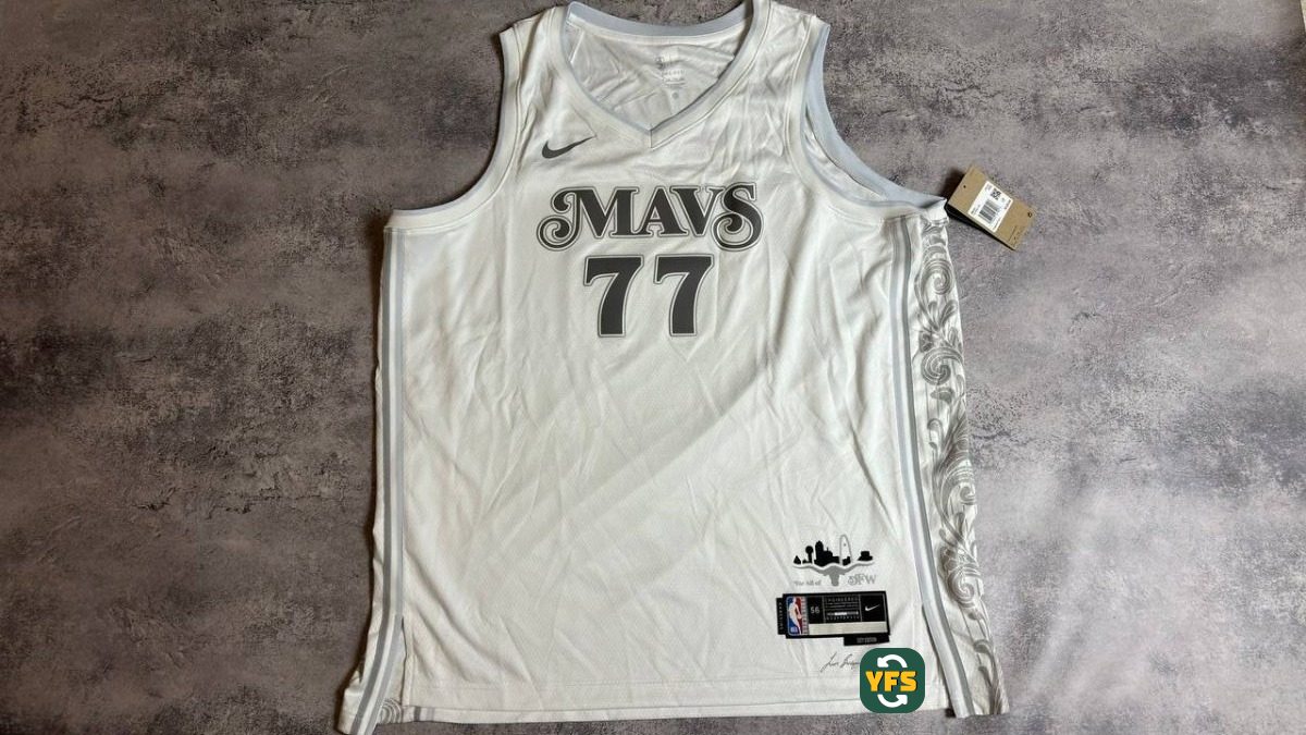 Dallas Mavericks 2024-2025 Lukas Doncic #77